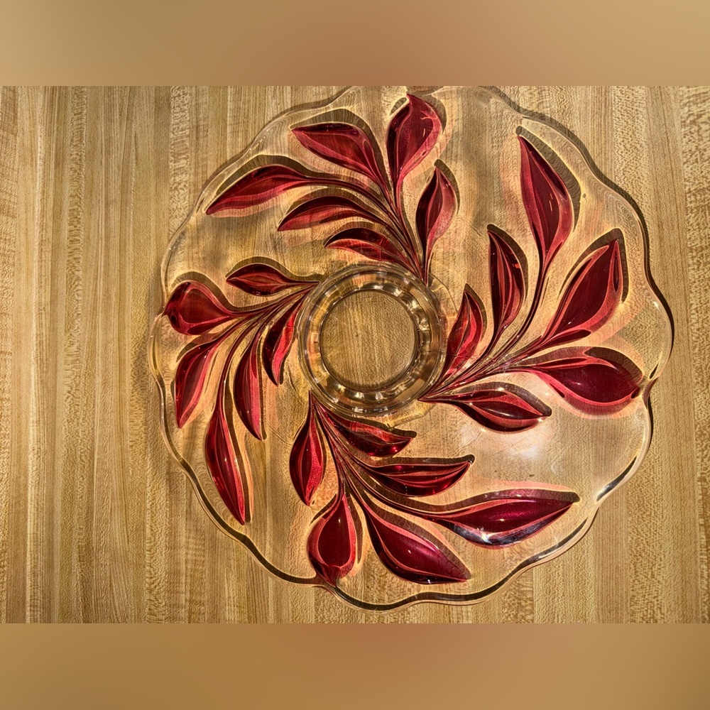 Large 14 inch Decorative Red Leaf Glass Plate pedestal plate cake plate